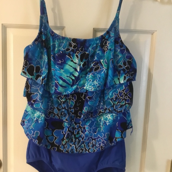 T.H.E. Women’s size 14 Tropical Color Swimsuit - Picture 3 of 4